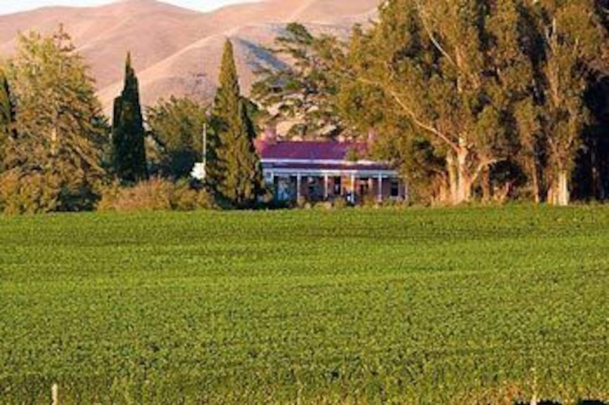 Ugbrooke Country Estate Hotel Lower Dashwood Exterior photo
