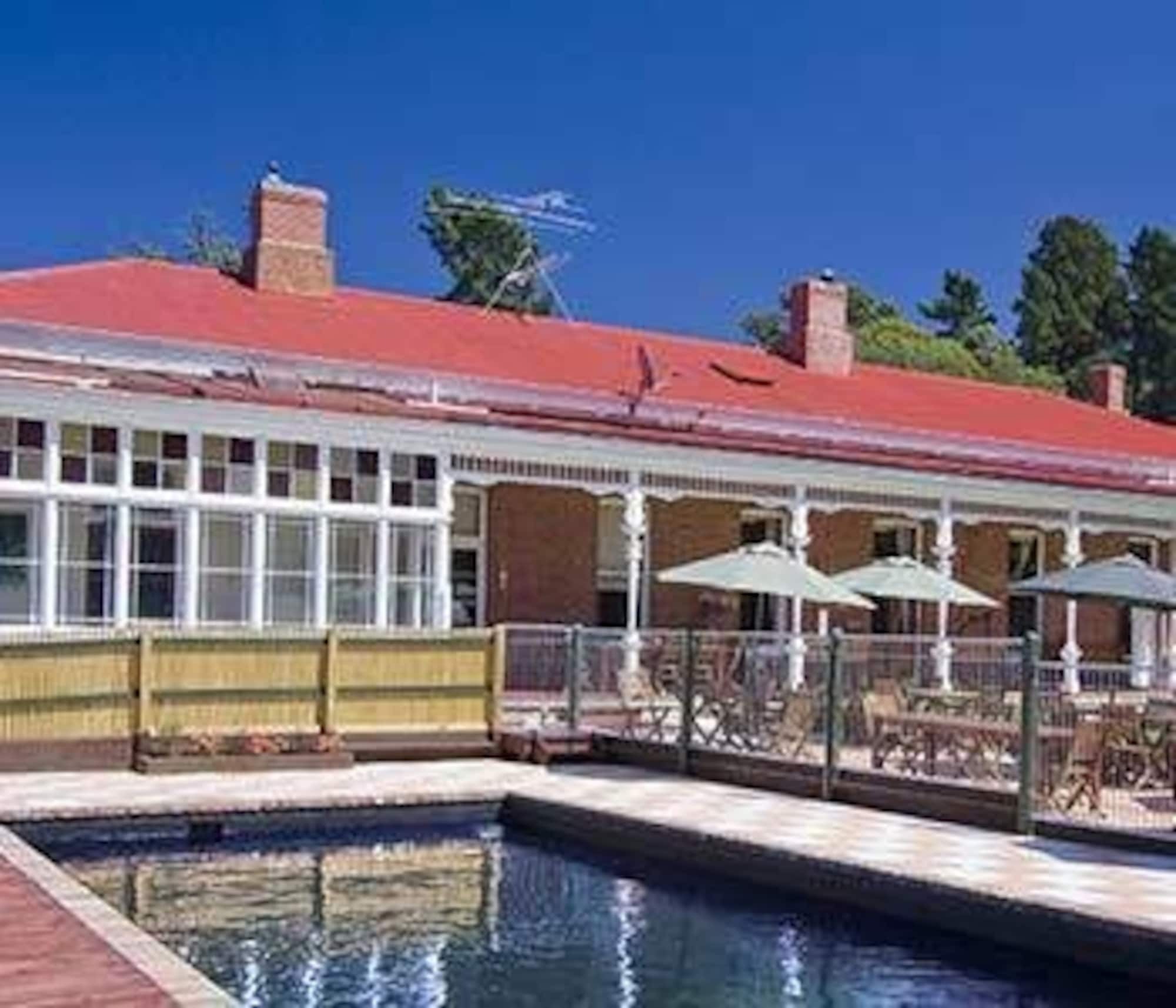 Ugbrooke Country Estate Hotel Lower Dashwood Exterior photo